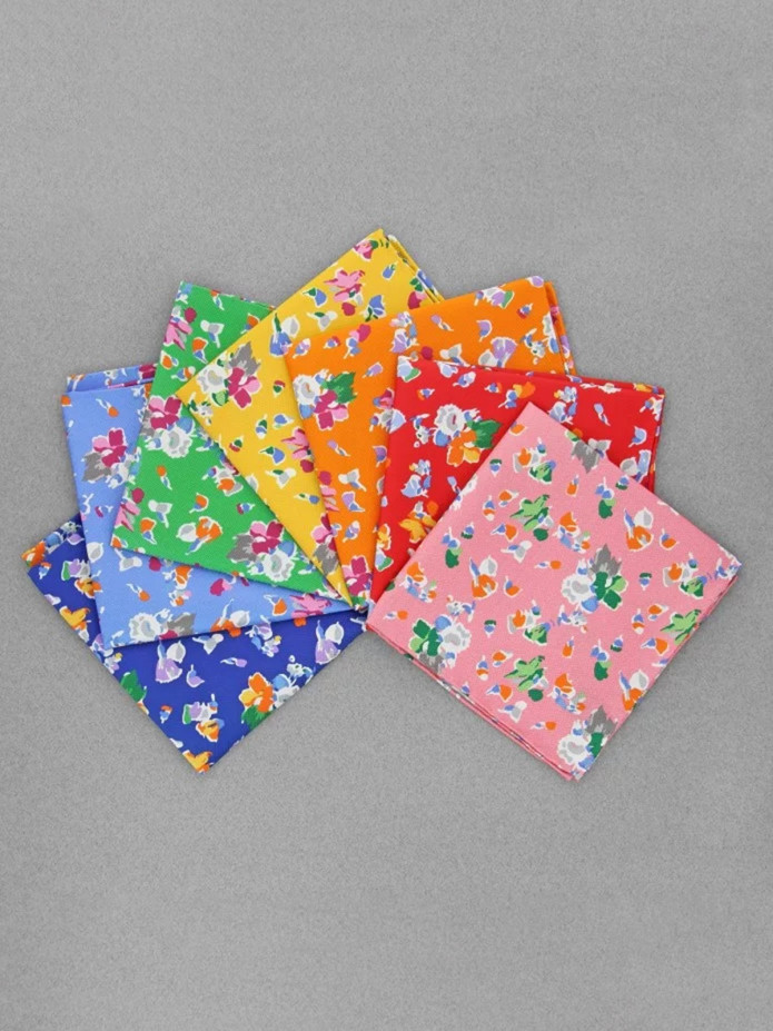 Grünes Einstecktuch mit Blumen - The Nines