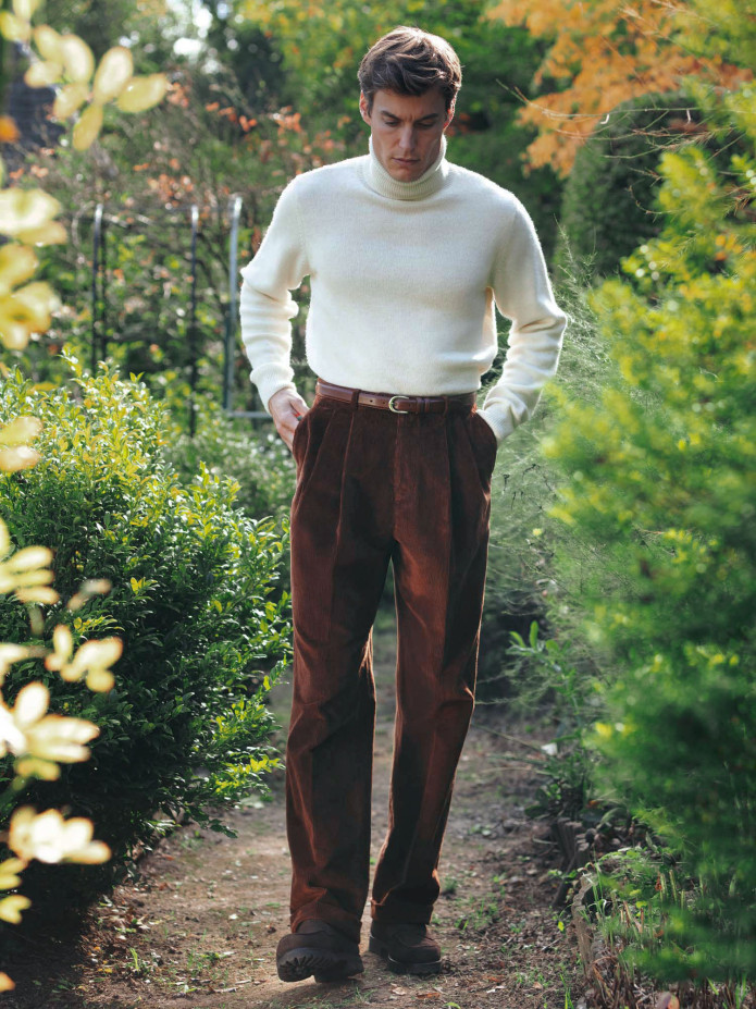 Hose mit hoher Taille aus Cord in Cognac - Faro