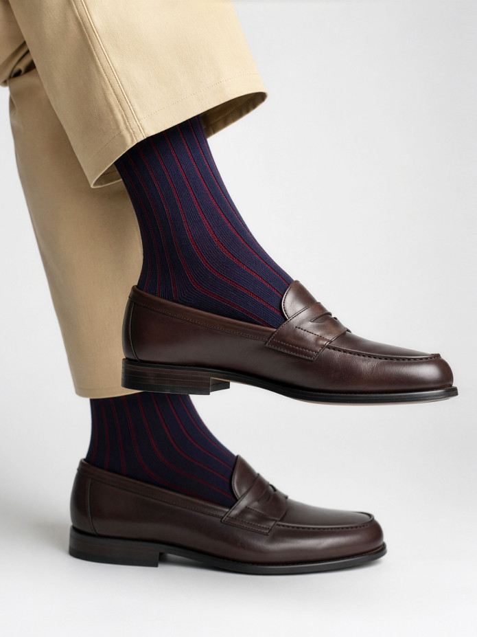 Gestreifte Fil d'Écosse-Socken in Marineblau und Bordeaux