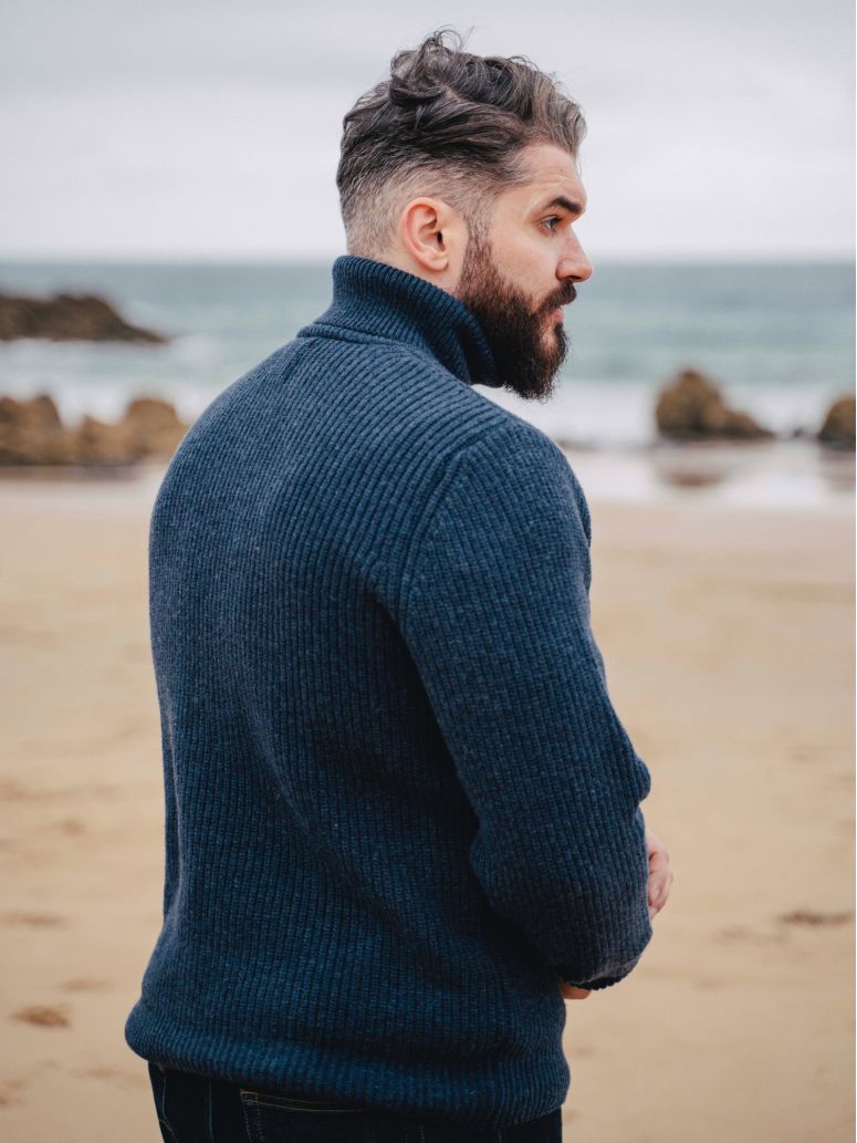 Blauer Rollkragenpullover Adam