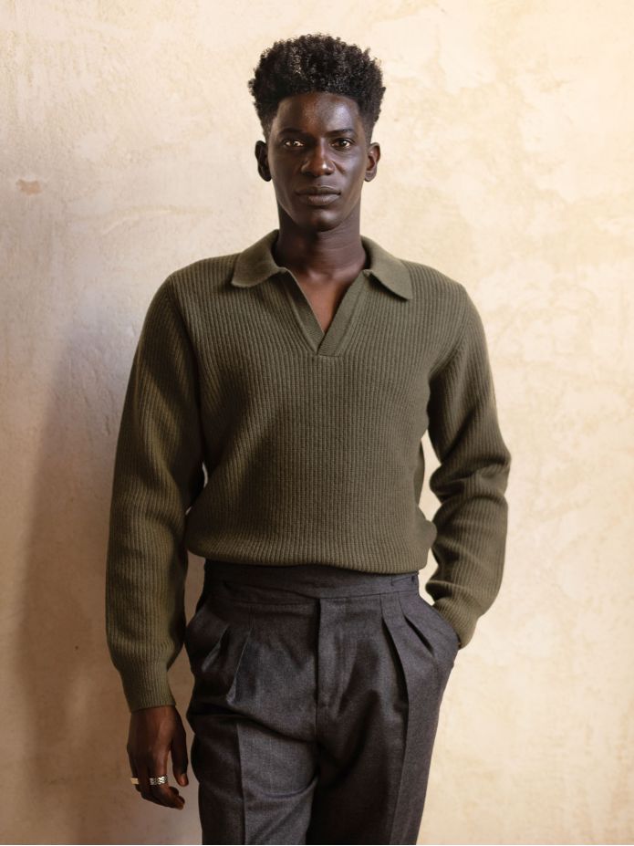 Grüner Strickpullover mit Polokragen Finn