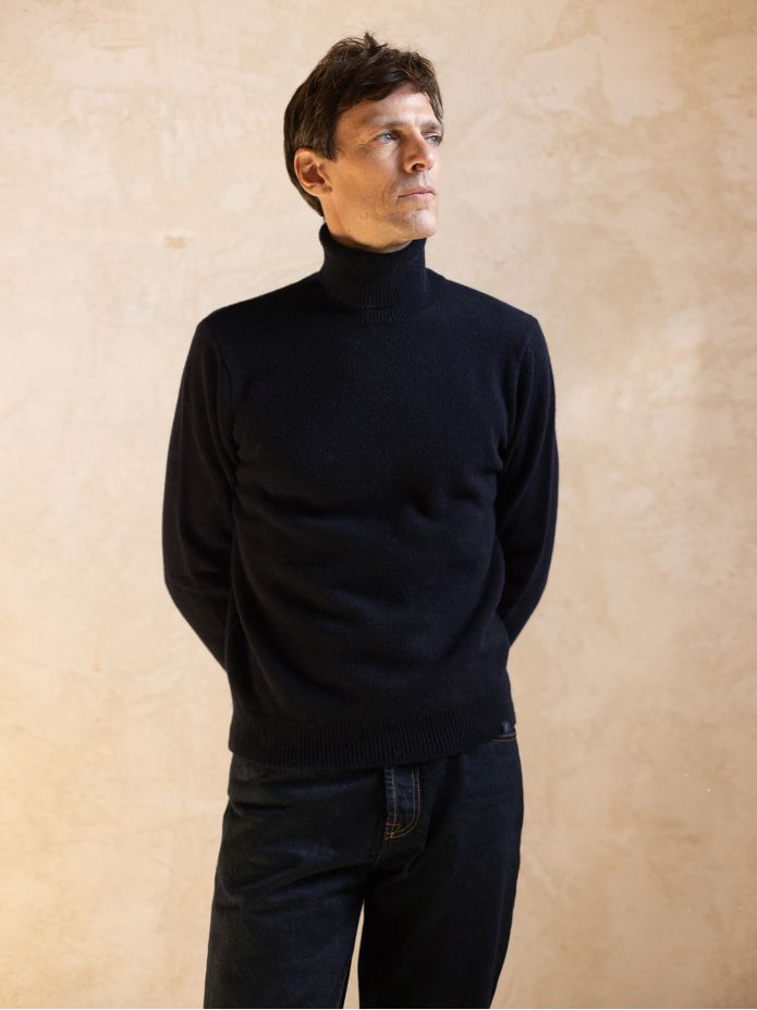 Marineblauer Rollkragenpullover Grant