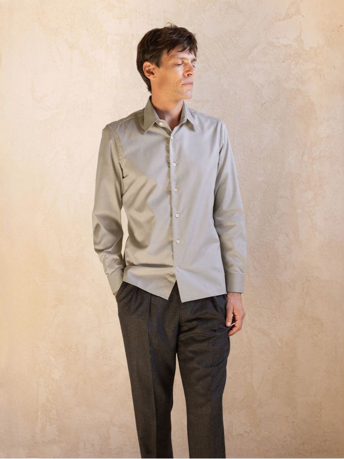 Bügelfreies Hemd mit französischem Kragen aus braunem Royal Oxford