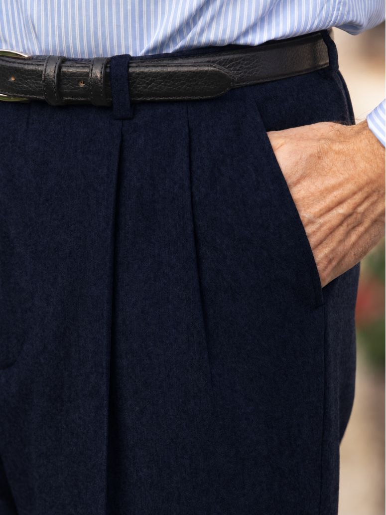 Marineblaue Flanellhose mit hohem Bund Faro
