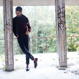 DER PULLOVER AUS MERINOWOLLE